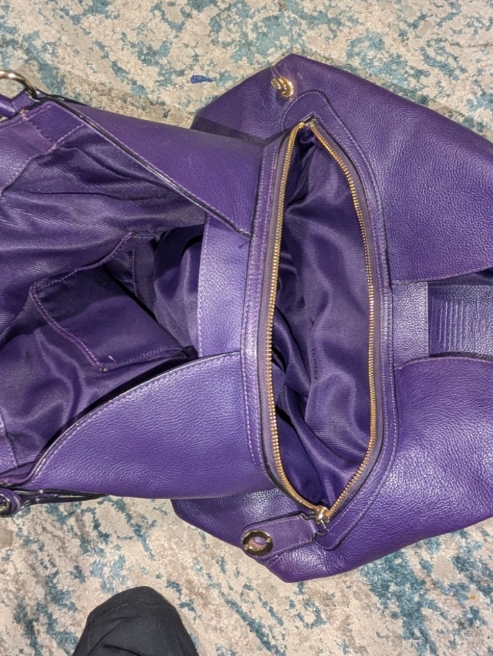 Edie 33727 Horse Carriage Logo Embossed Shoulder Tote Bag Purse Purple Violet - Picture 4 of 14